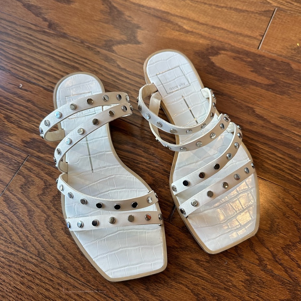 Dolce Vita — strappy white flat sandals — silver studs — size 6.5